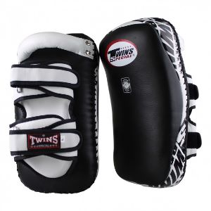 TWINS - Pao Muay Thai / TKP 5 / Negro / Pares